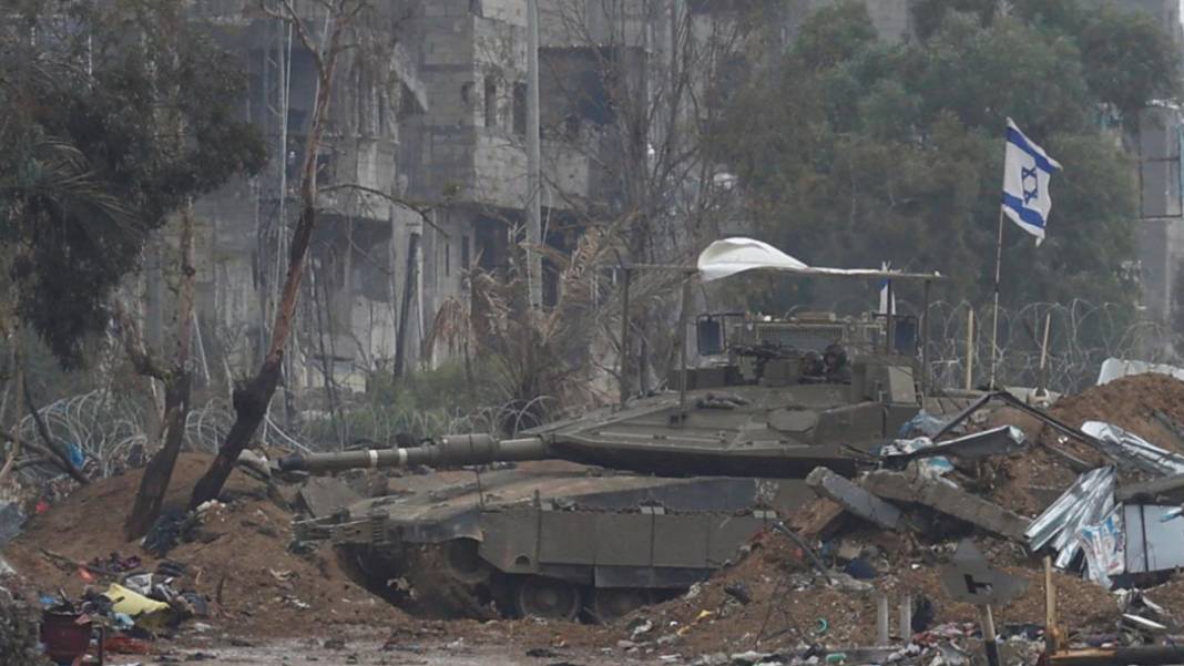 Gazzeliler göç yolunda: Yalın ayak, yaralı, soğuk ve yağmur altında... 3